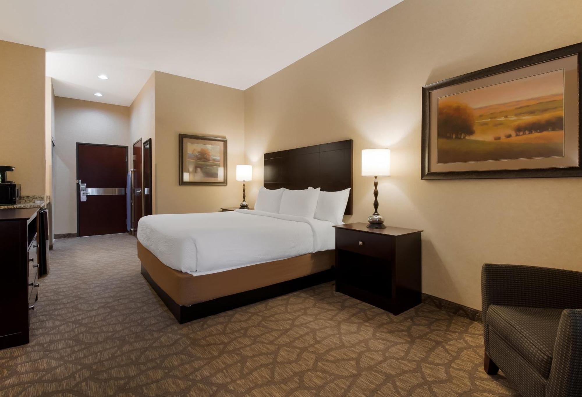 Best Western University Inn And Suites Forest Grove Exterior photo