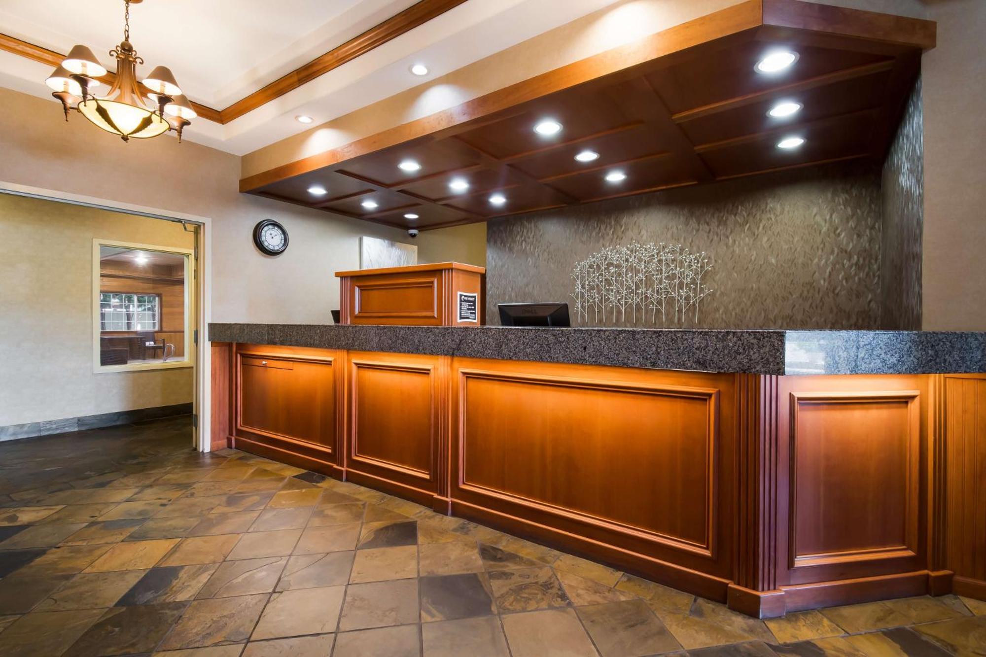 Best Western University Inn And Suites Forest Grove Exterior photo